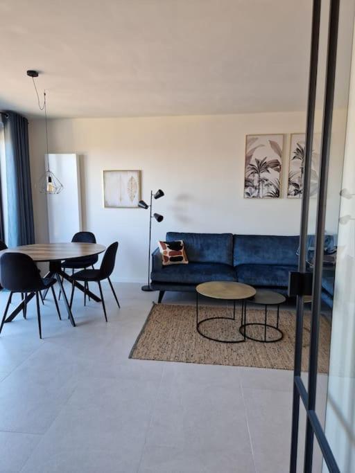Phoenix Gent Buitenkant foto